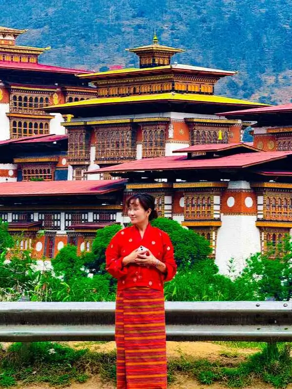 Picture of Emma Song infront of Punakha Dzong