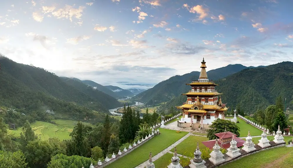 Picture of Khamsum Yulley Namgyel Chorten/Stupa at Punakha Bhutan