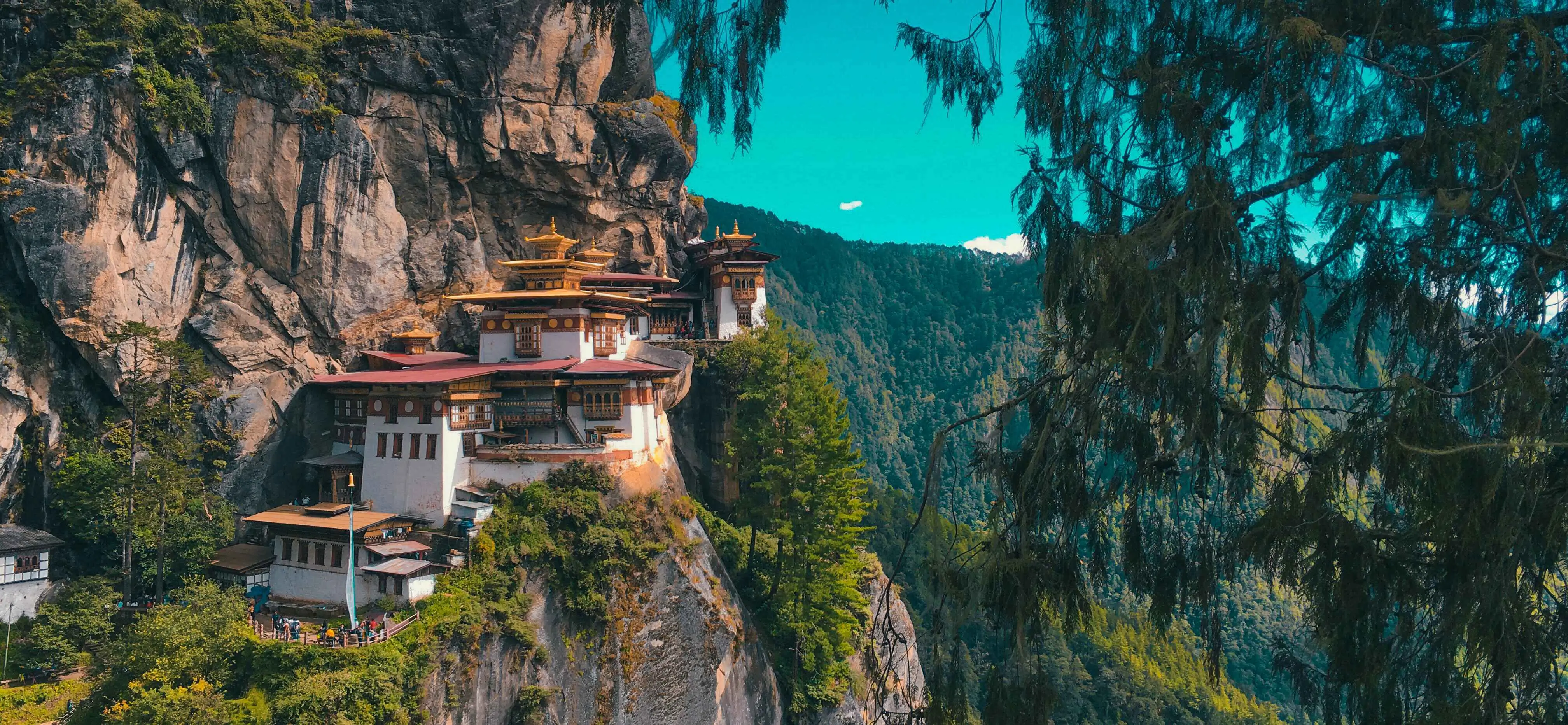 tigers nest monastery